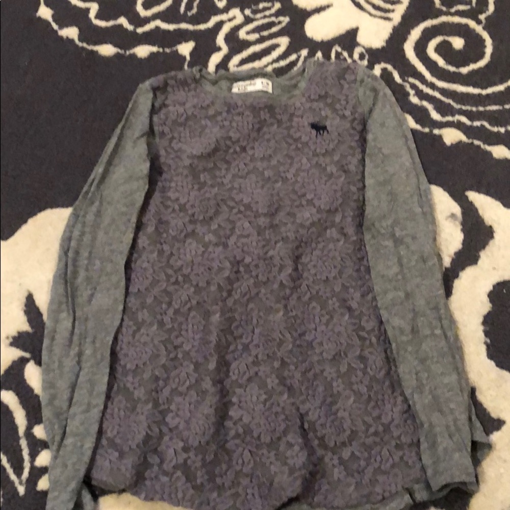 Abercrombie long sleeve lace body shirt
